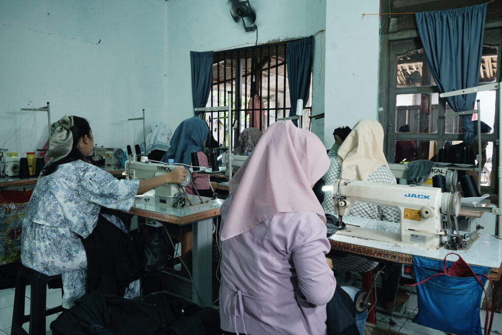 jasa cmt pakaian muslim